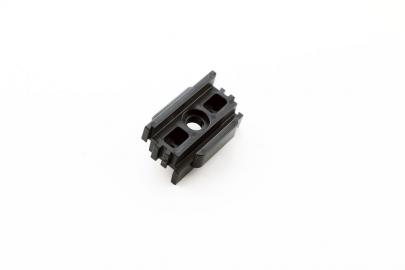 0558-0001 s2000 skinneholder for 10x30 gt cu 1 nr afstandsklods