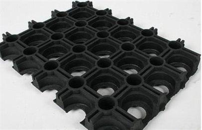 sort 1000x1500x23mm r1 tte gummim