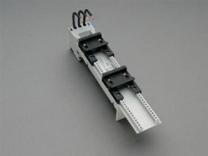 a 25 adapter busbar