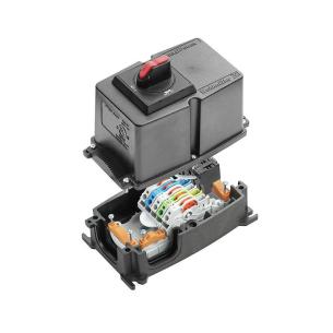 switch maintenance state complete in ip65 ac 3-phase housing with strip terminal distribution energy