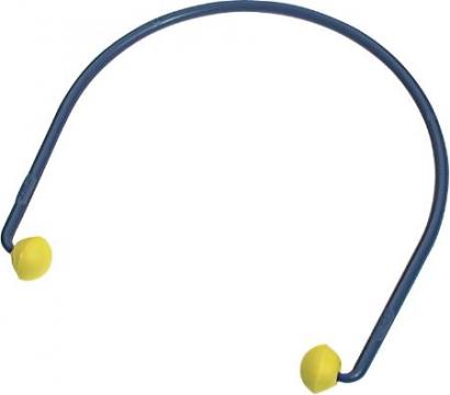 caps ear gt letv rn rev jleh b