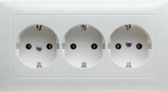 Stikkontakt schuko trip s hvid