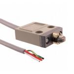 Kompakt lukket grænseafbryder rulle stempel 5a 250 vac 4a 30vdc 3m vctf olie-resistent kabel d4c-1202