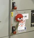 Rød mini-kabel-lockout med stålkabel