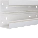 9016 ral 68x130mm plast halogenfri i brh65130 installationskanalbund